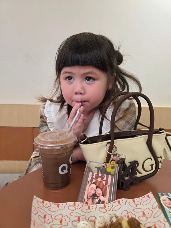 น้องแอบิเกล ลูกสาว ชมพู่ อารยา เจอแซะ