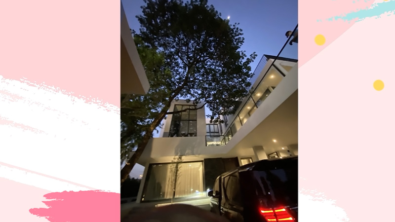 บ้านใหม่ มิว นิษฐา