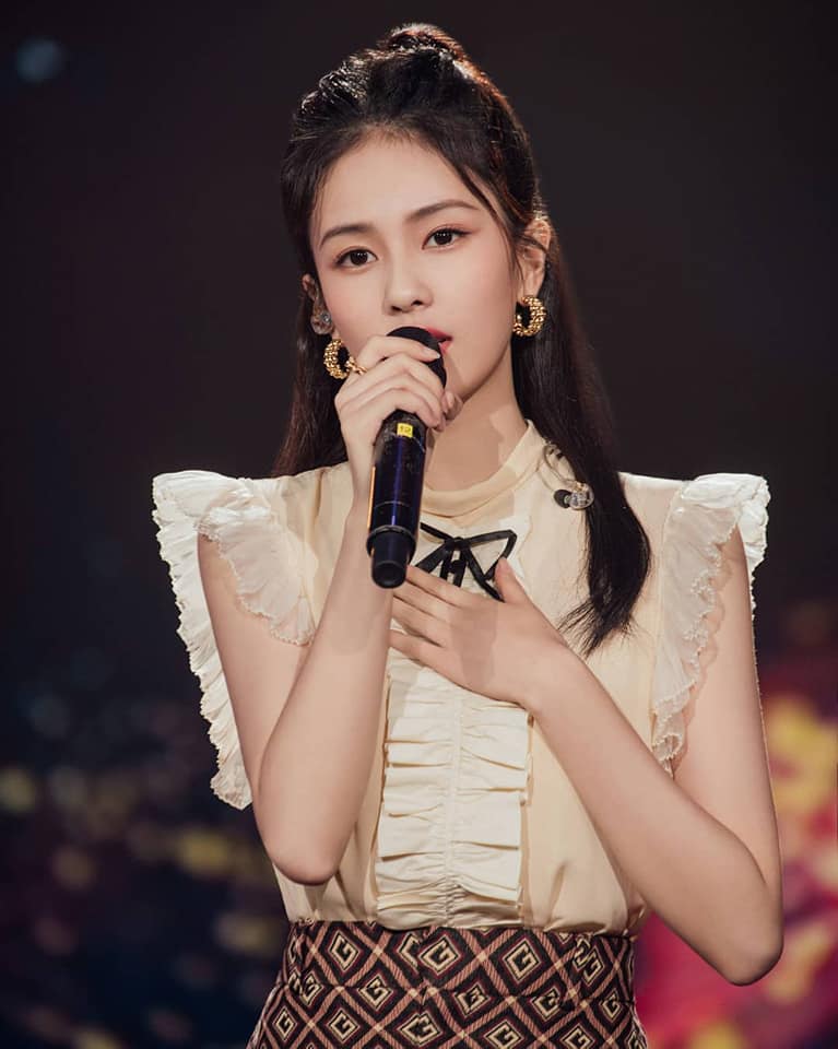 ไป๋ลู่ Bai Lu 白鹿