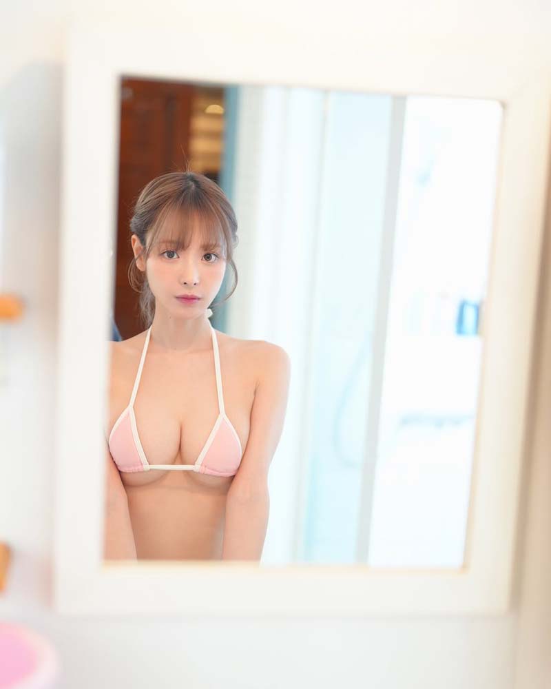 คานะ โมโมโนงิ