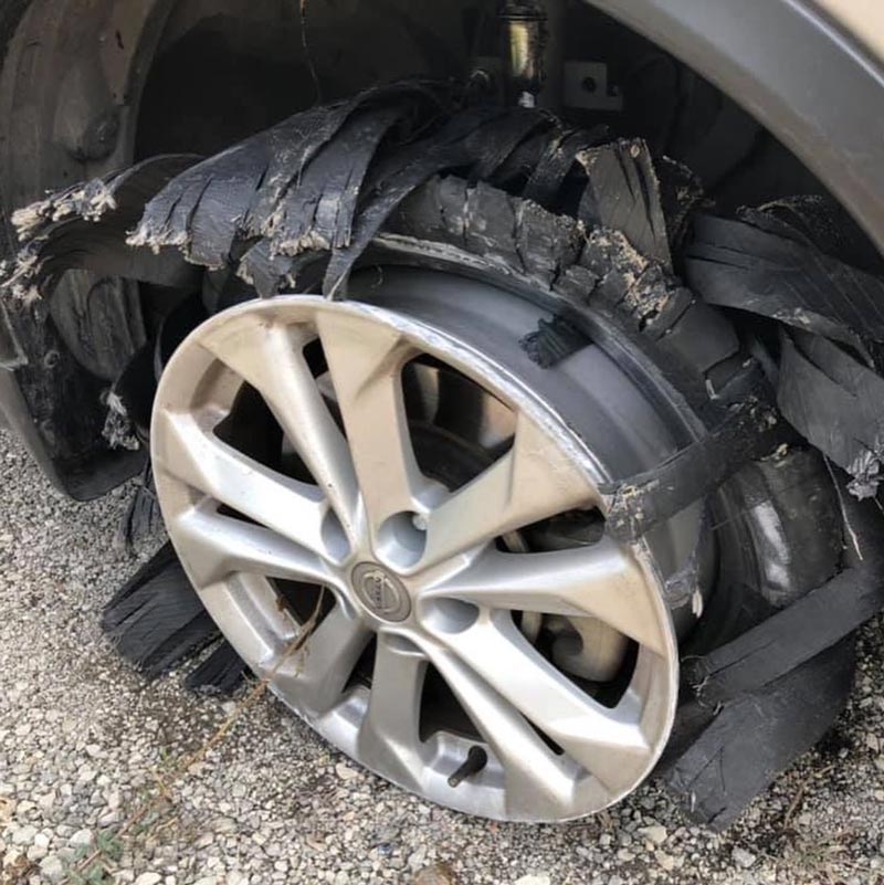 ดีเจพี่อ้อย