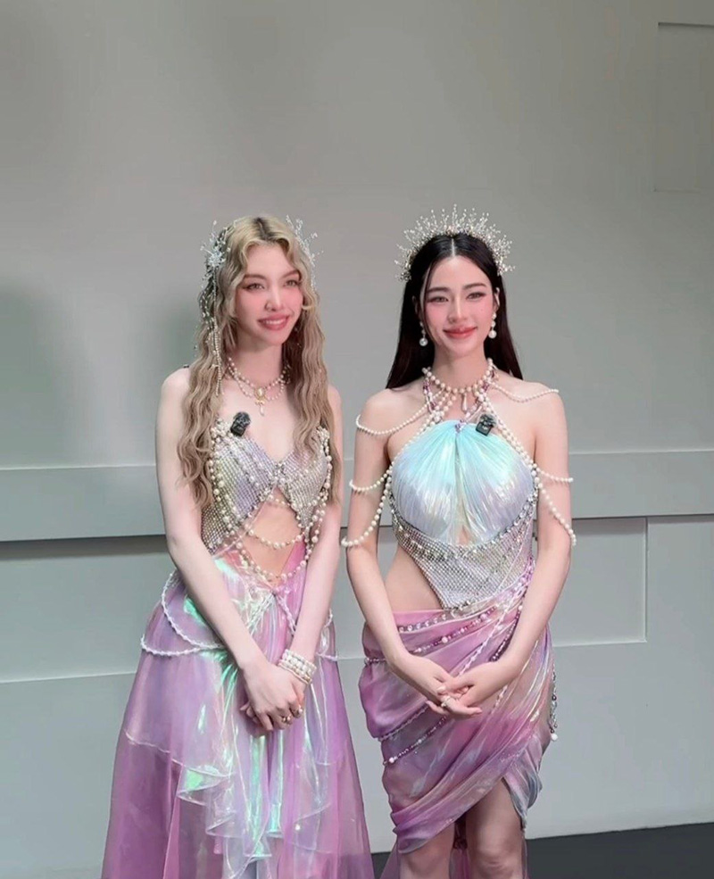 คิง เพาเวอร์ จัดพาเหรดสุดอลังรับสงกรานต์ หลิง ออม 