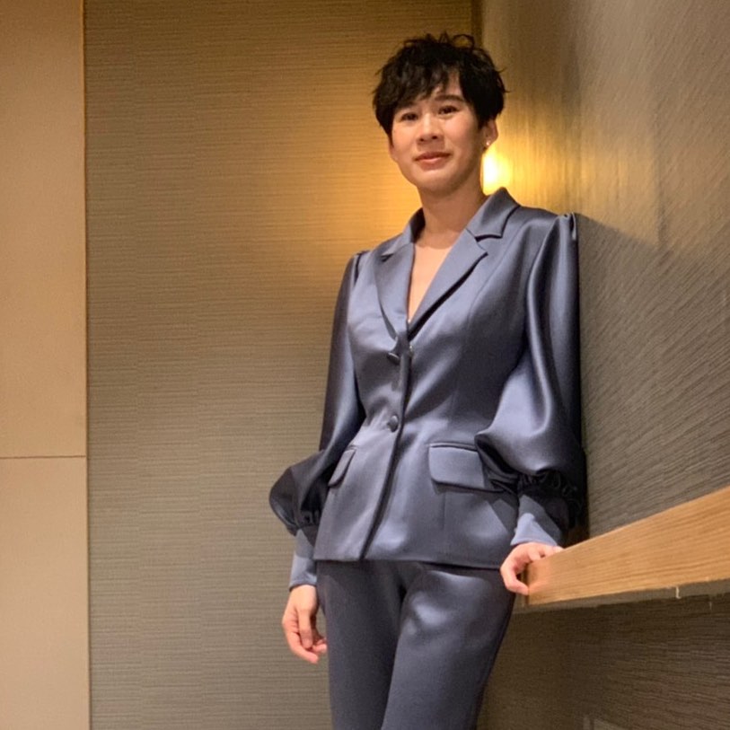 บุ้ง สะธี