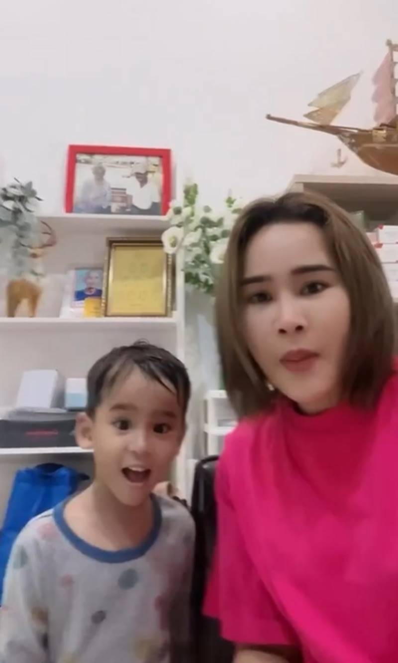  หนูเล็ก ก่อนบ่าย