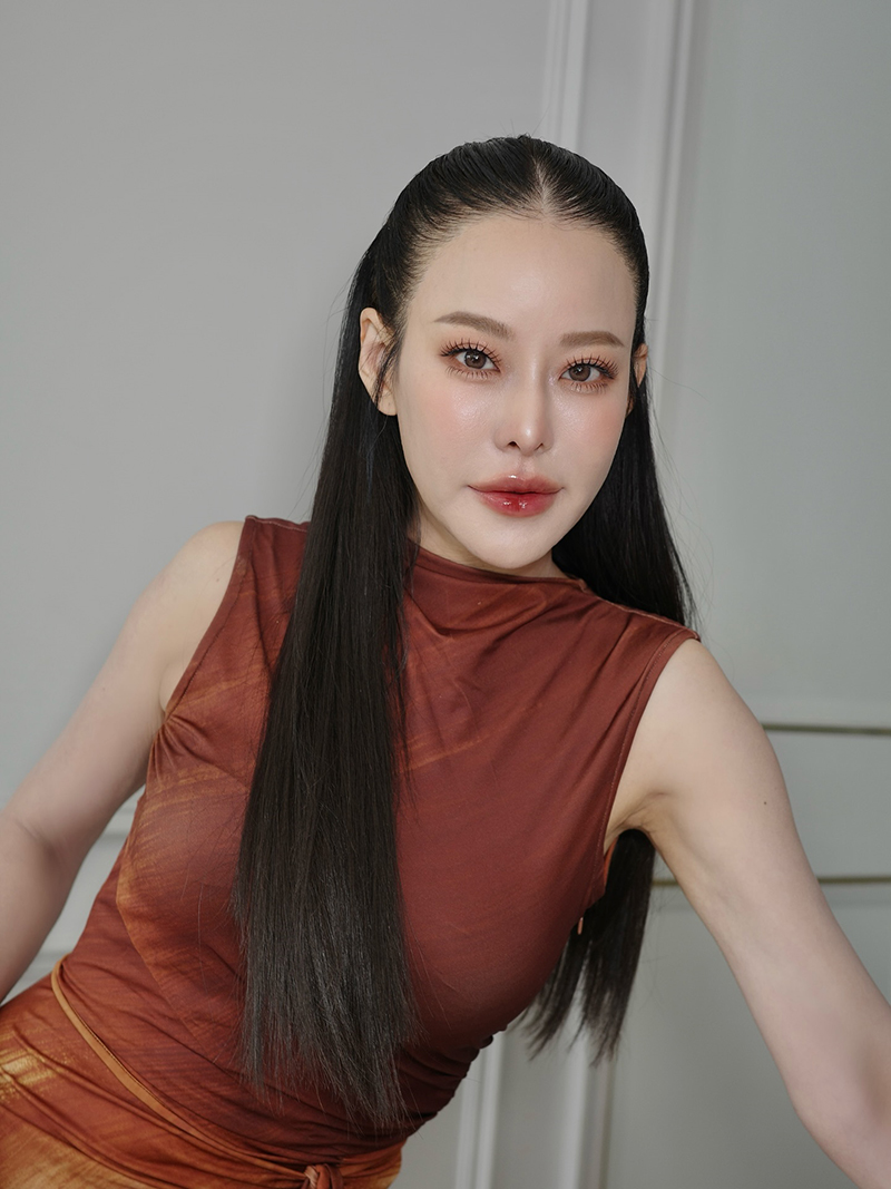 อั้ม พัชราภา เจอแซะรวยแล้วยังเปิดตลาด มองไม่มีงาน