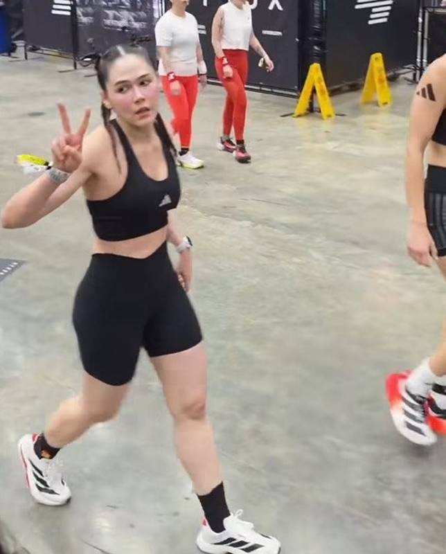 ชมพู่ ลงแข่ง HYROX