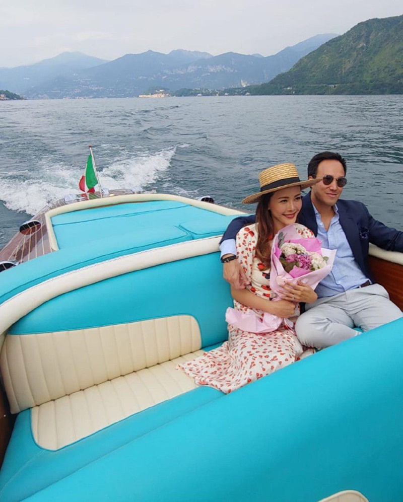 เก๋ ชลลดา ไฮโซพร้อม