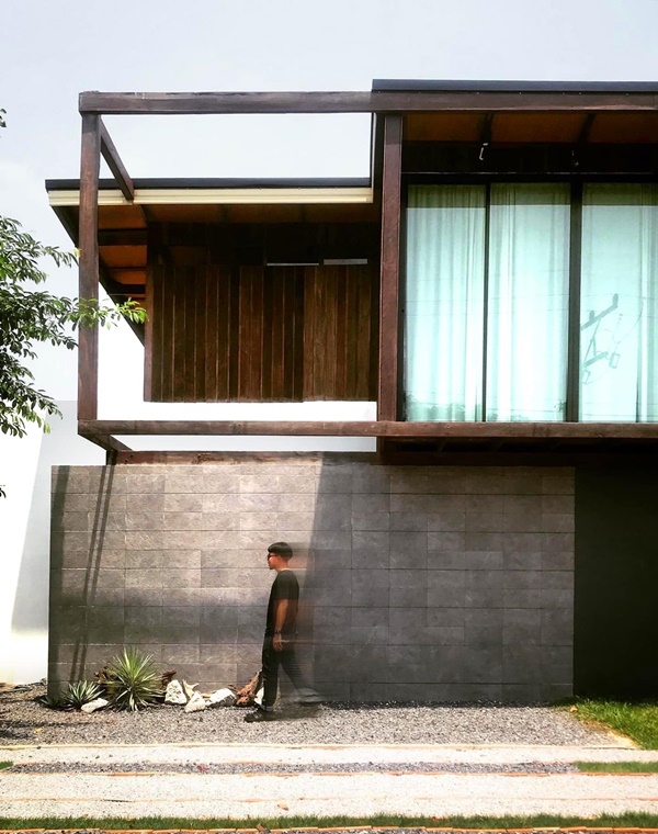 รีโนเวทบ้านไม้ 2 ชั้น งบ 7 แสน