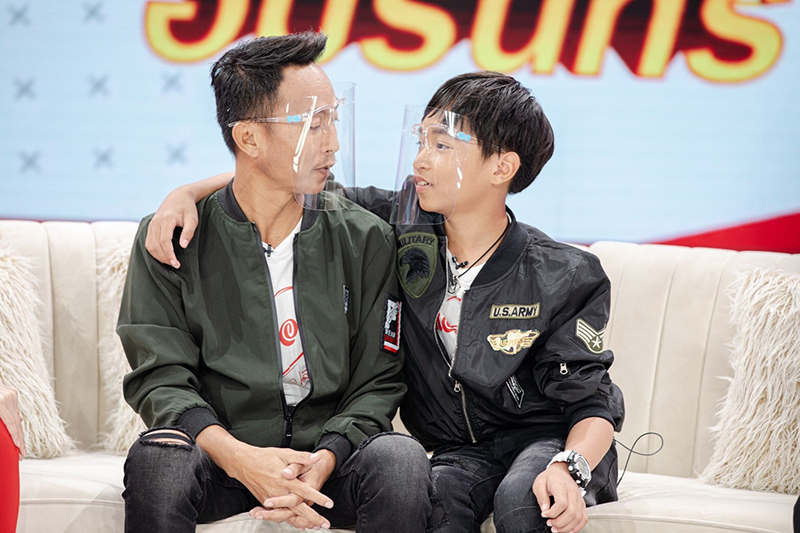 เหลือเฟือ มกจ๊ก