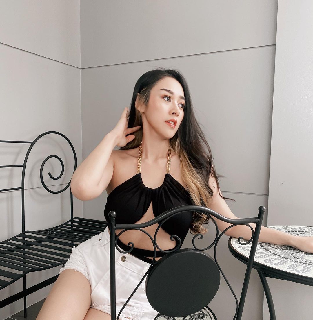 น้ำตาล ณัชชา 