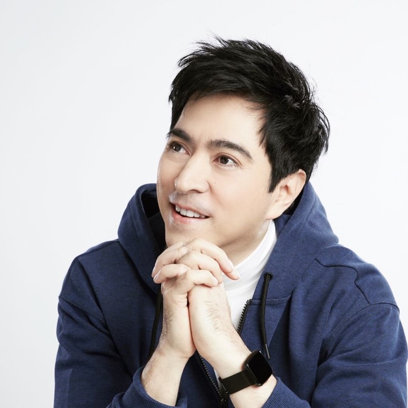 แซม ยุรนันท์