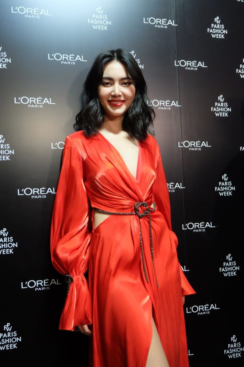 ใหม่ ดาวิกา