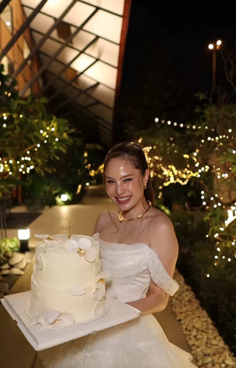 ขวัญ อุษามณี