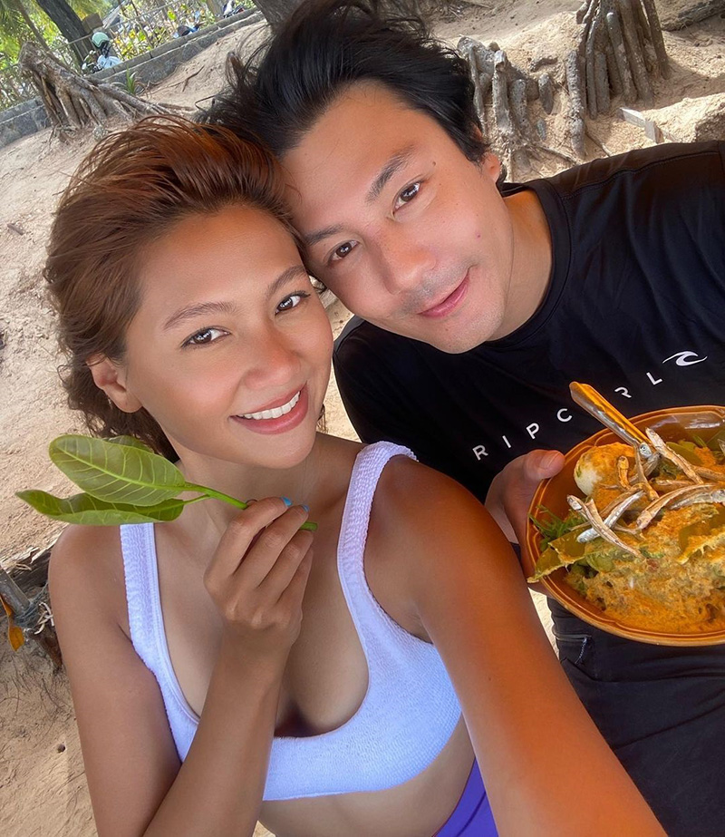 เมทัล สุขขาว