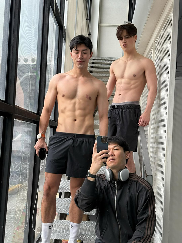  ไอซ์ พาริส VS นาย ณภัทร โชว์หุ่นล่ำ ซิกแพคแน่น