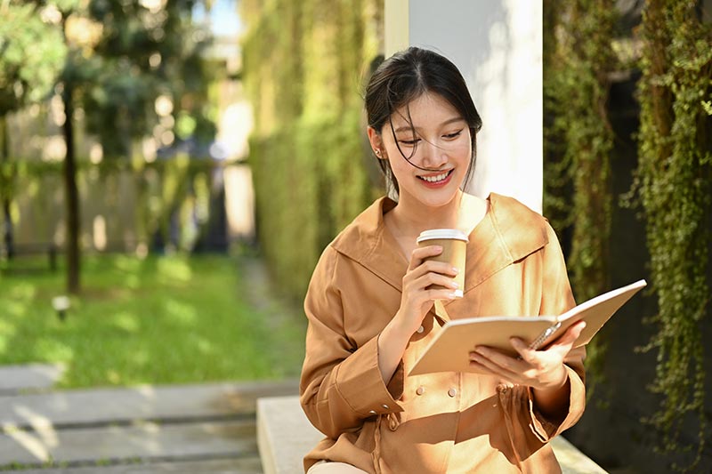 8 วิธีคลายเครียด จิตตก เมื่อเสพข่าวสะเทือนใจ ก่อนป่วย Headline Stress Disorder