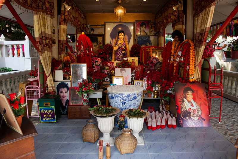 วัดทับกระดาน