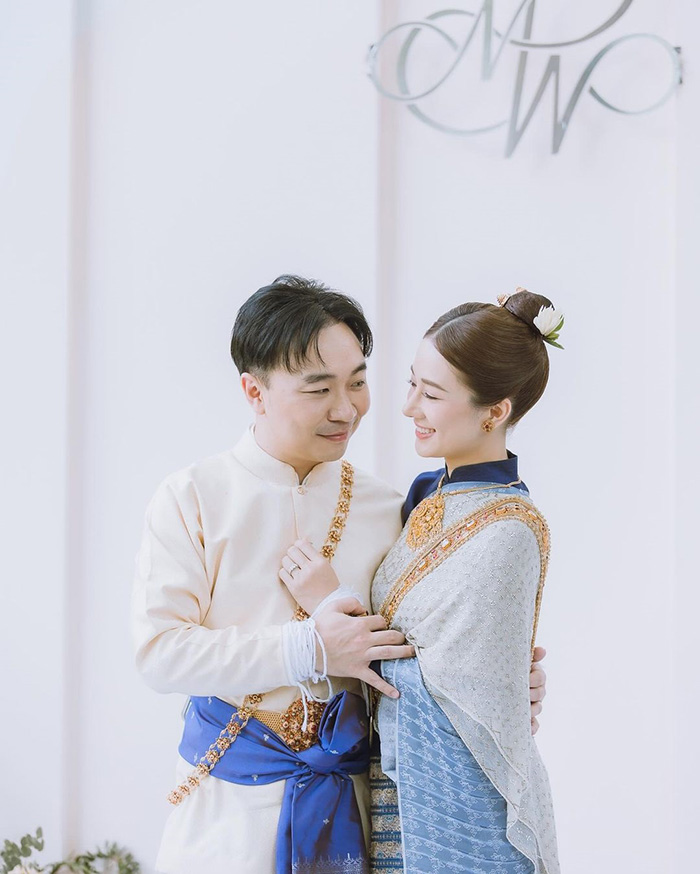 นิม คนึงพิมพ์ ควงแฟนหนุ่ม เว่น เข้าพิธีหมั้น
