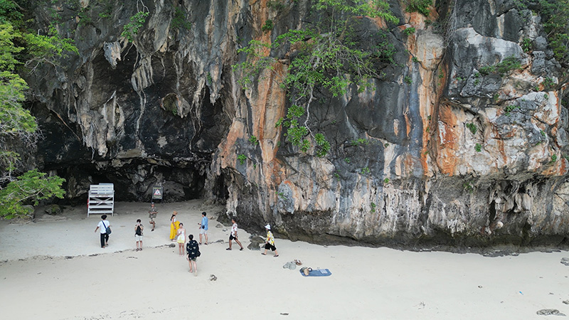 เกาะเหลาลาดิง