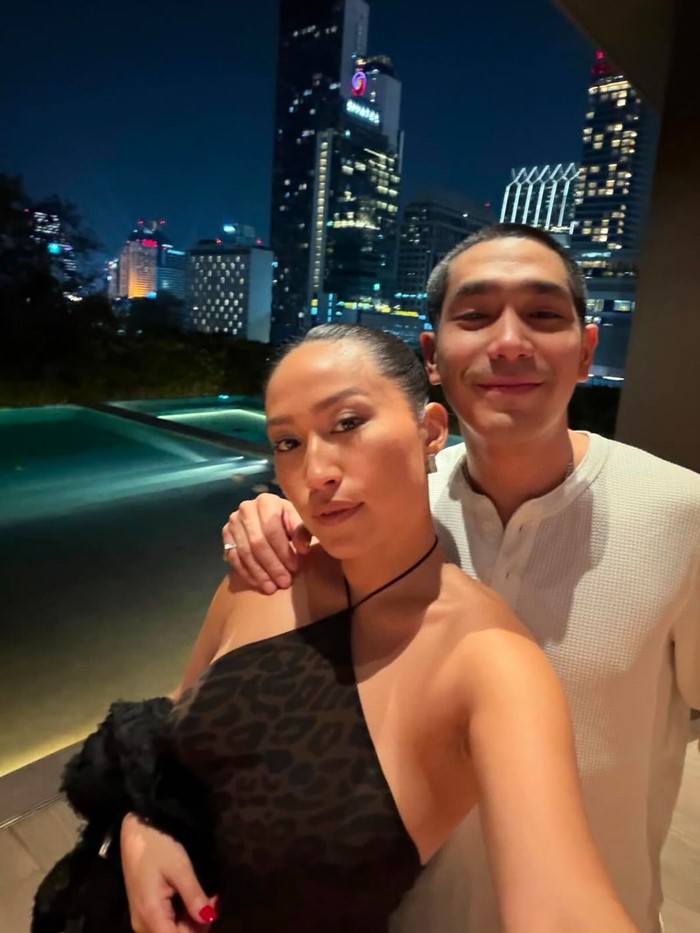 โต้ง ทูพี ปล่อยภาพหวาน ไฮไซแพท รับปีใหม่ แคปชั่นคลั่งรักสุด  โต้ง ทูพี ปล่อยภาพหวาน ไฮไซแพท รับปีใหม่ แคปชั่นคลั่งรักสุด  