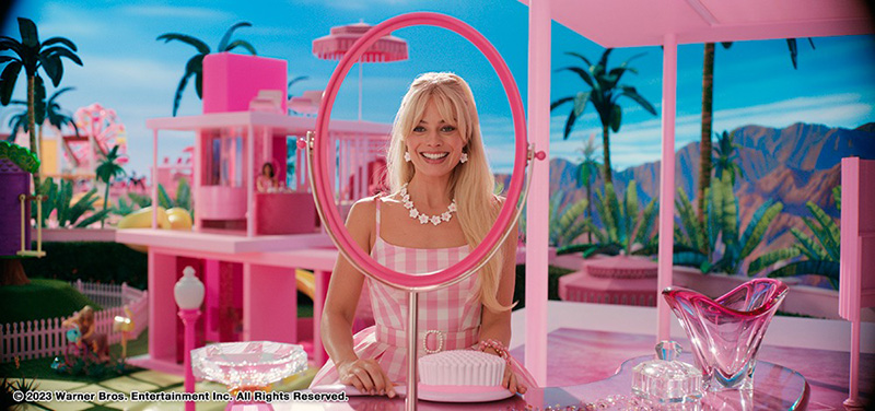 พิ้งค์กี้ สาวิกา