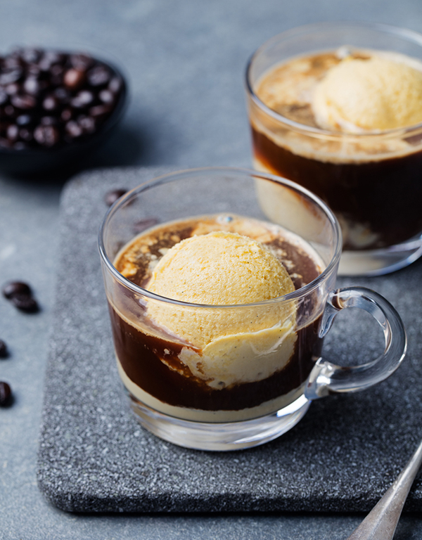 กาแฟซอลท์เท็ด คาราเมล อัฟโฟกาโต