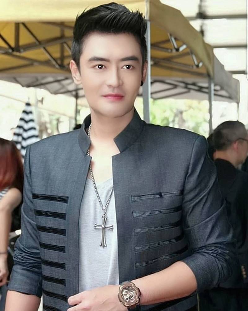 เติ้ล ธนพล