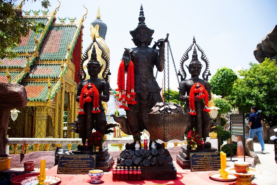 วัดมณีวงศ์