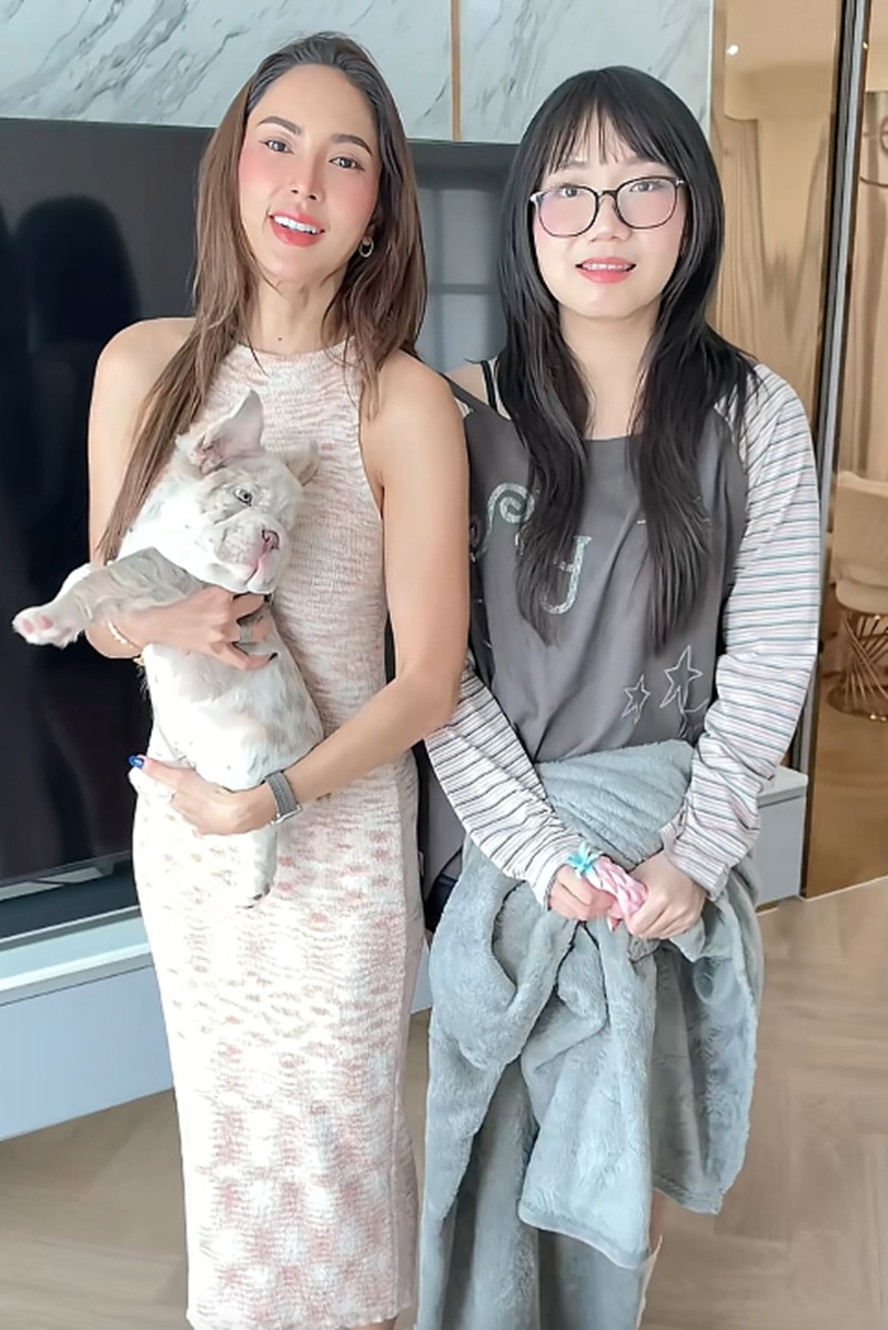 ลูกอุ้ม ลักขณา