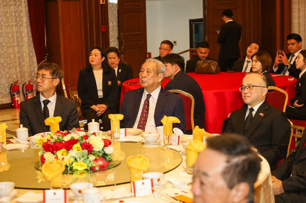 งานเลี้ยงรับรองหลักสูตรภาษาจีนกลางสำหรับข้าราชการ ครั้งที่ 21
