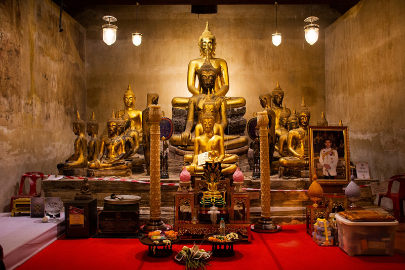 พระพุทธปราสาททอง วัดปราสาท ไหว้พระนนทบุรี