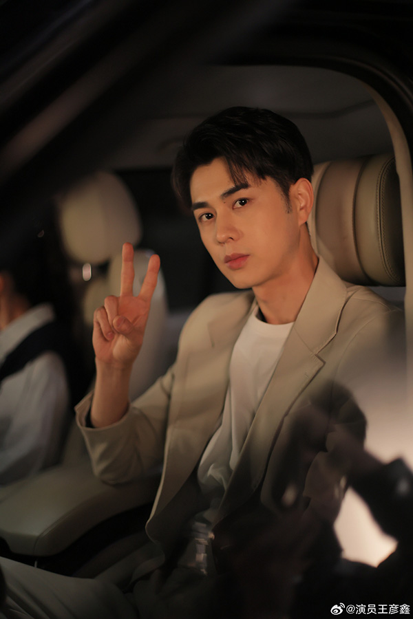 พระเอกละครสั้นจีน