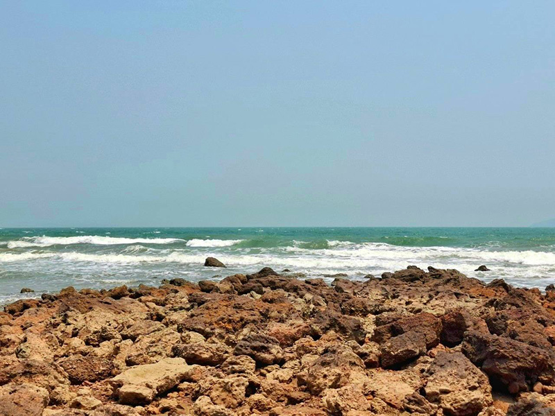 ผาฝั่งแดง ประจวบฯ