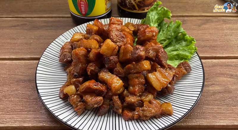 หมูสามชั้นคั่วซีอิ๊ว