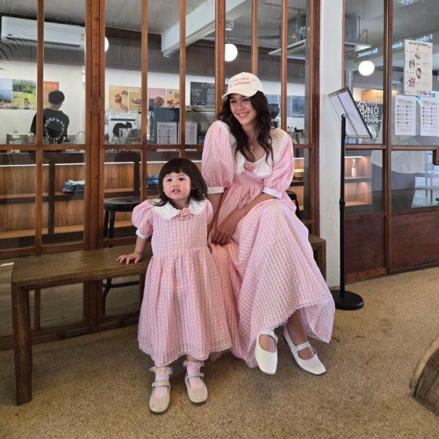 ชมพู อารยา วันแม่แห่งชาติ