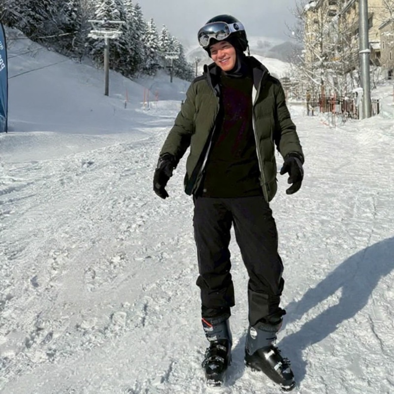 อั๋น ภูวนาท เล่นสกีตกเขา