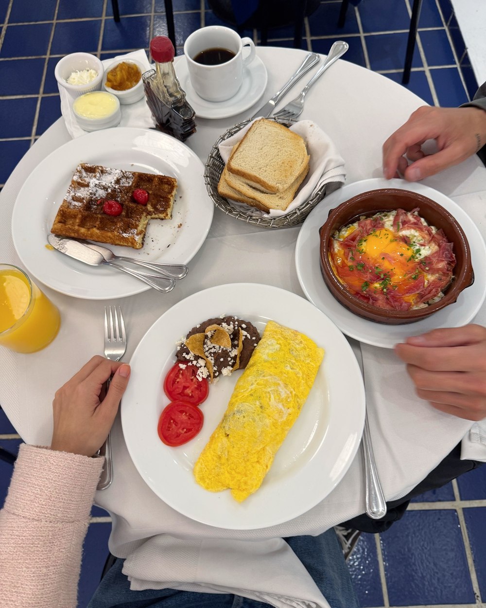 เต้ย จรินทร์พร บอกแล้วหนุ่มมีรอยสักคือใคร วอนอย่าเปิดวาร์ป ถ้าพร้อมเดี๋ยวเปิดเอง