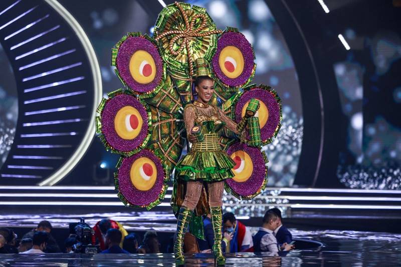 ชุดประจําชาติ miss universe 2021