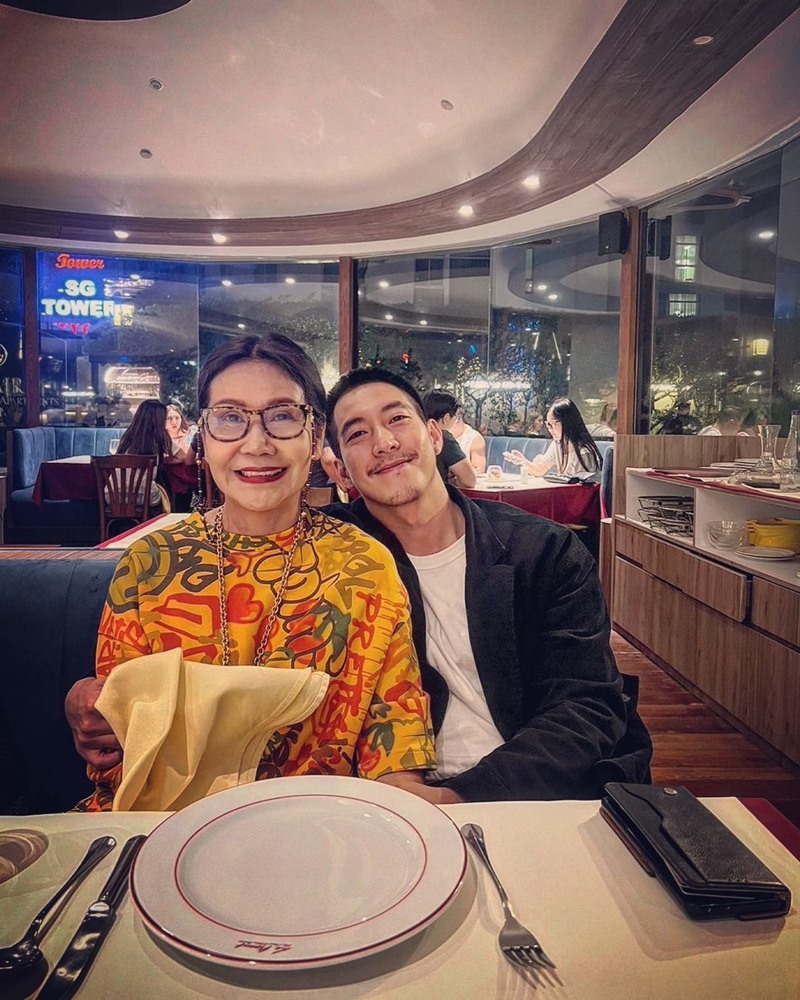 โตโน่ ภาคิน