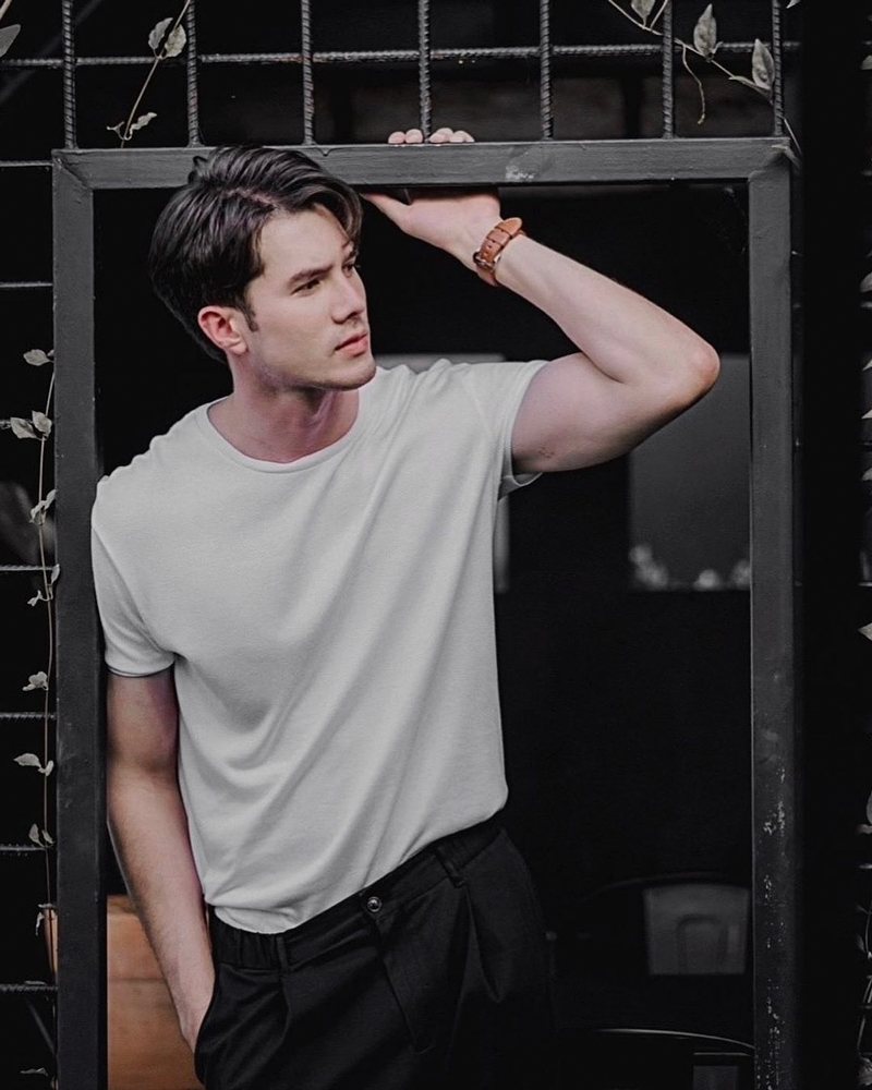 มิกค์ ทองระย้า