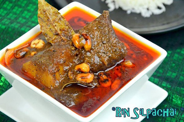 มัสมั่นเนื้อ