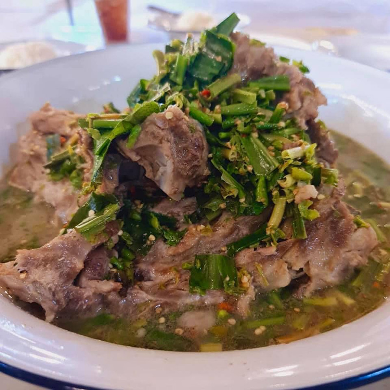 ร้านเล้งแซ่บ