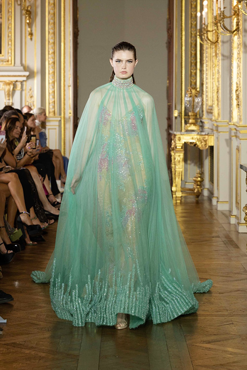 ชมพู่ อารยา