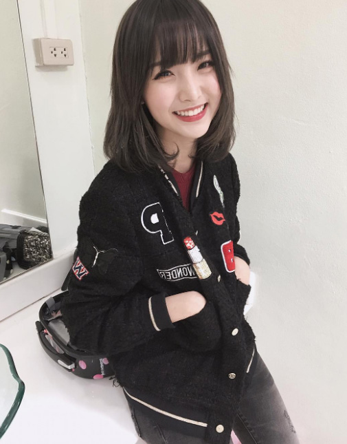 เนเน่ พรนับพัน ประวัติ