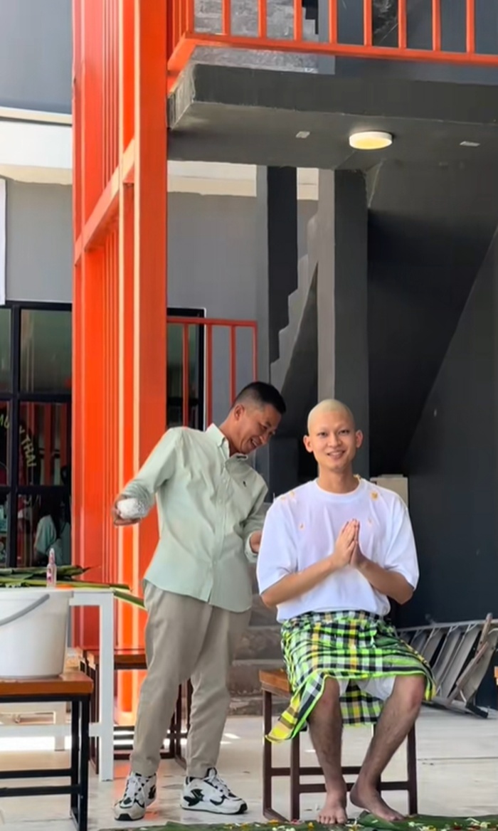 บวชให้พ่อแม่