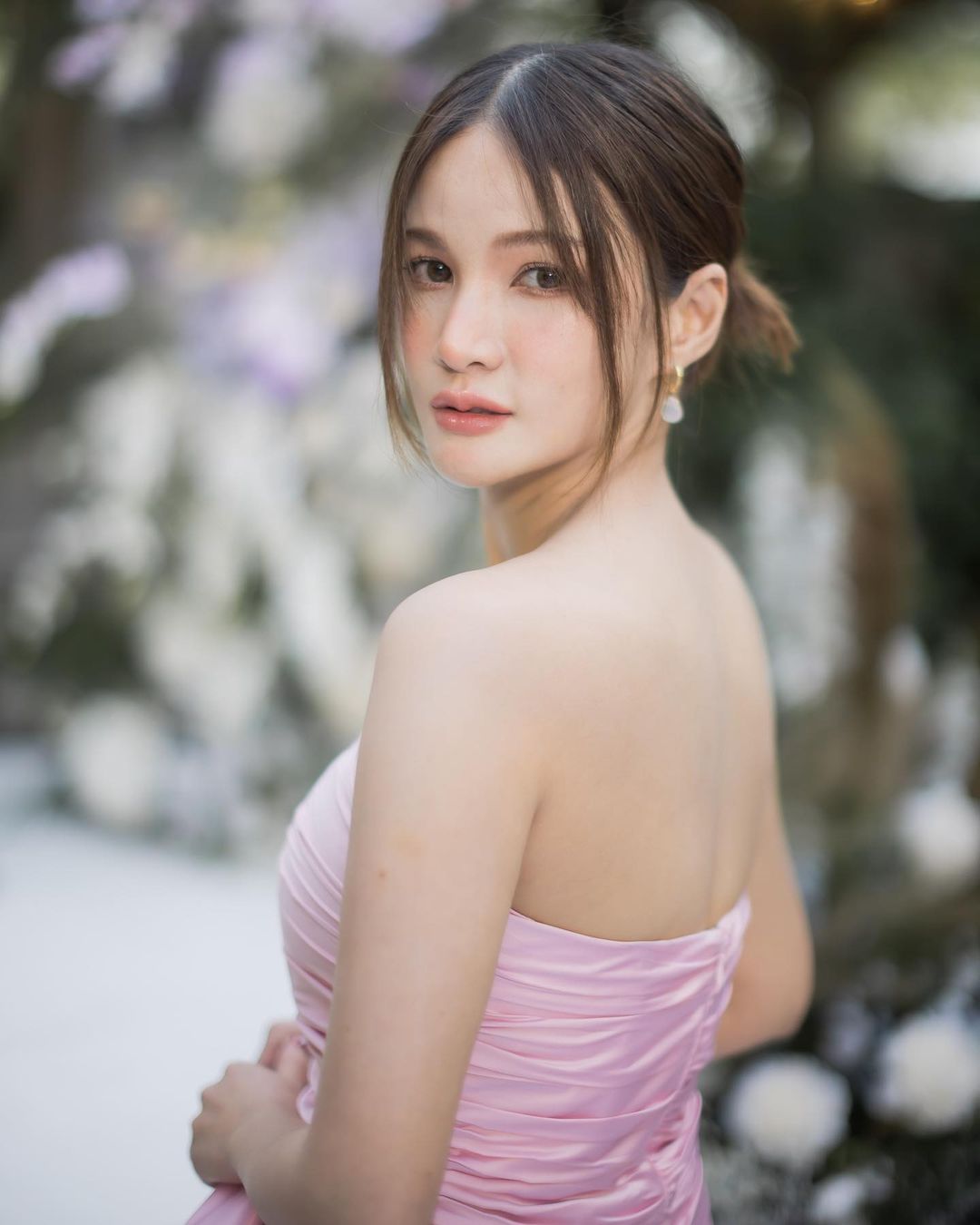 แพรว คณิตกุล