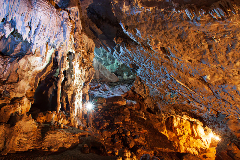 ถ้ำใหญ่น้ำหนาว