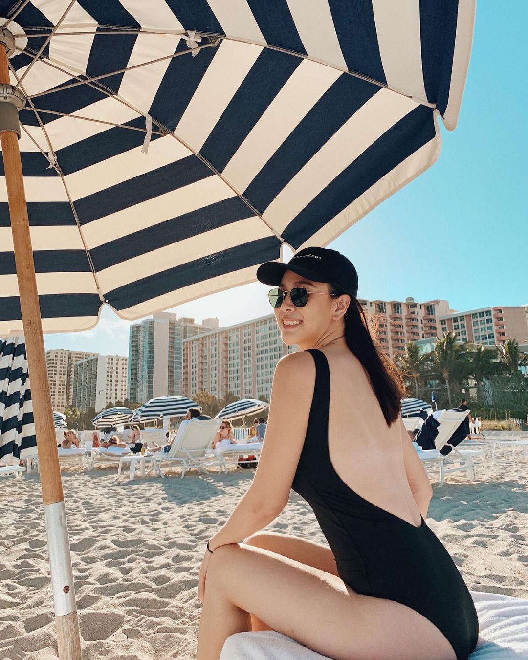 ฝ้าย เวฬุรีย์