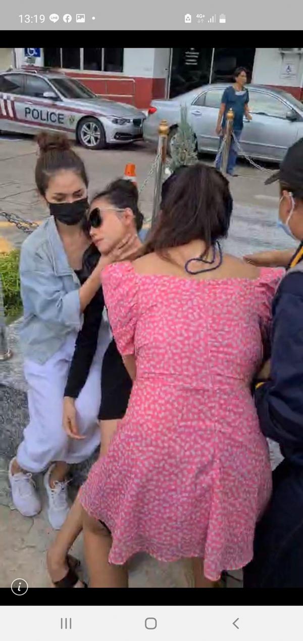 เอ็มมี่ แม็กซิม