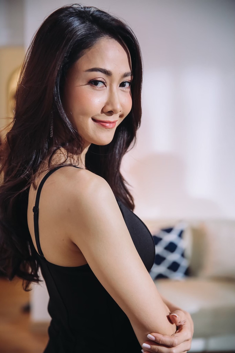 โลกใบที่สอง